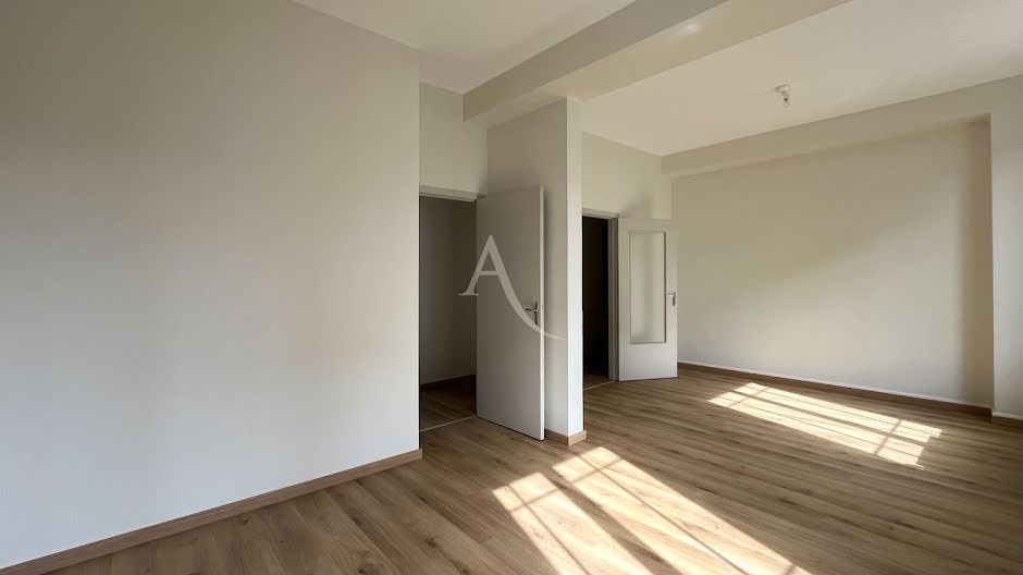 Location  appartement 3 pièces 54.16 m² à Thaon-les-Vosges (88150), 630 €