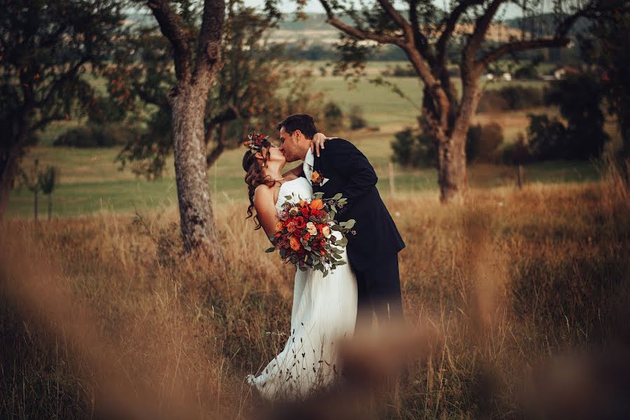 Photographe de mariage Lukáš Komárek (komarekphoto). Photo du 20 janvier 2019