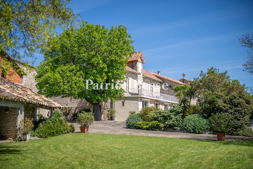 House with pool 1
