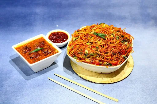 Veg Triple Schezwan Noodles With Gravy