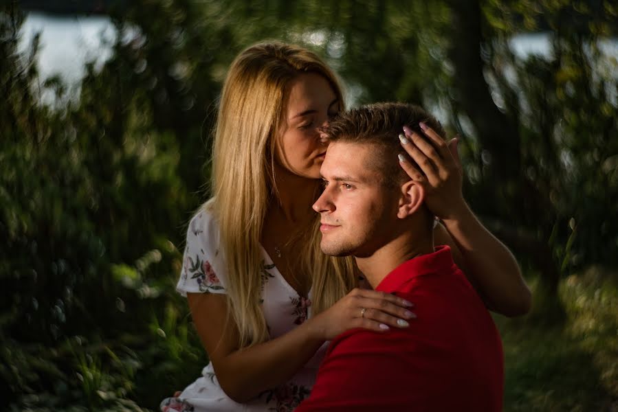 Bröllopsfotograf Maciek Januszewski (maciekjanuszews). Foto av 2 februari 2022