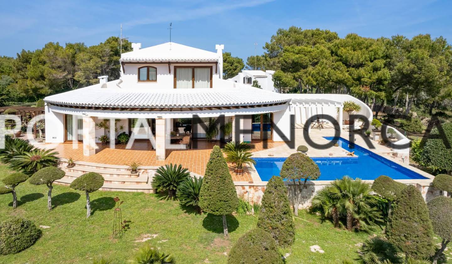 Villa with pool and garden Minorca