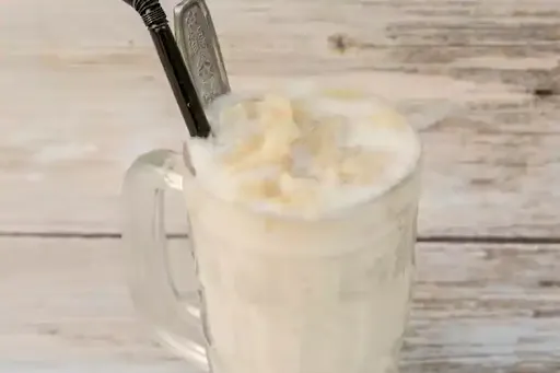 Banana Vanilla Ice Cream [1 Glass]