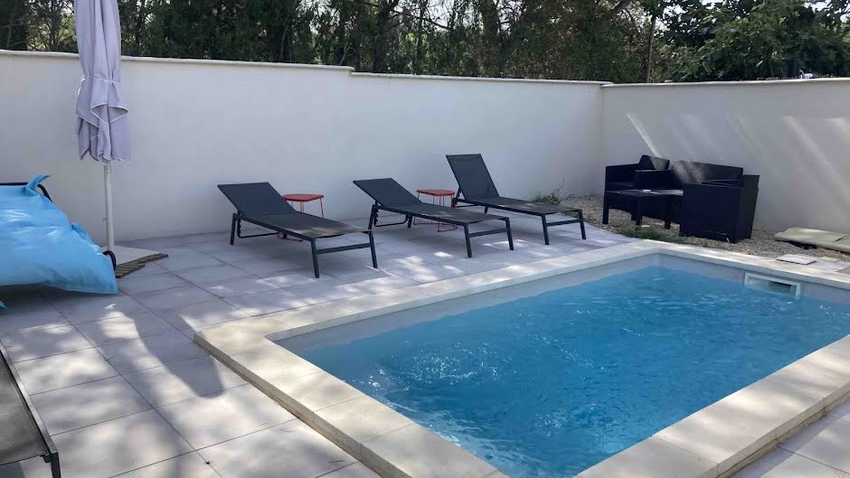 Vente villa 5 pièces 124 m² à Merindol (84360), 389 000 €