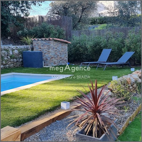 Location meublée maison 4 pièces 114 m² à Grasse (06130), 2 950 €