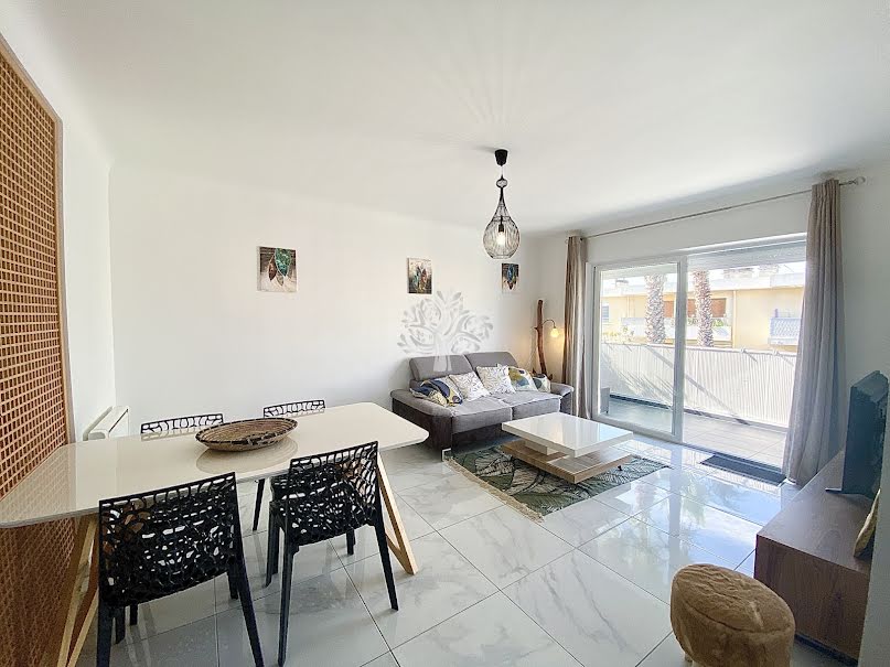 Vente appartement 3 pièces 56.1 m² à Six-Fours-les-Plages (83140), 384 000 €