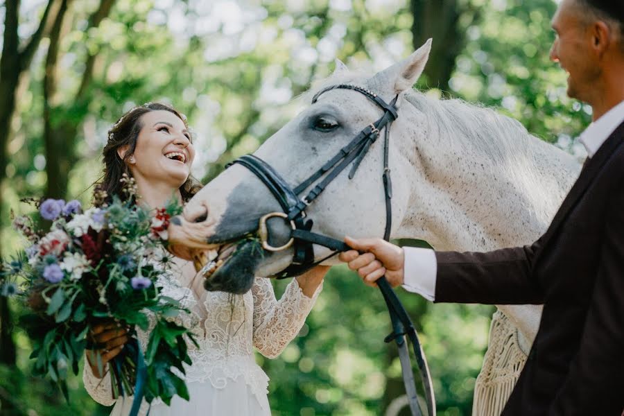 Hochzeitsfotograf Arti Verbowski (verbo). Foto vom 3. Juli 2019