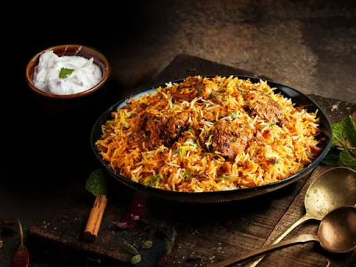 Spicy Chicken Dum Biryani (Boneless, Serves 1)