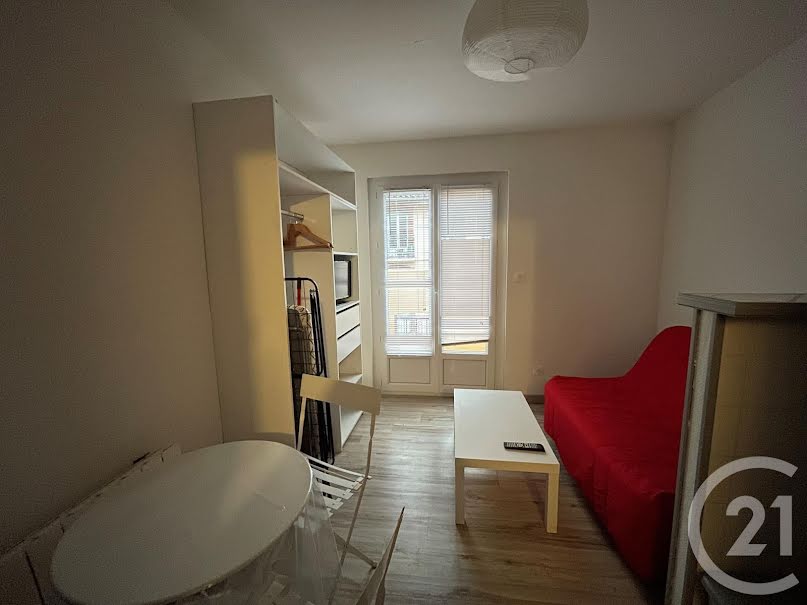 Location meublée appartement 1 pièce 12 m² à Pamiers (09100), 245 €