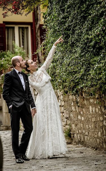 Fotografo di matrimoni Kostas Sinis (sinis). Foto del 25 aprile 2017