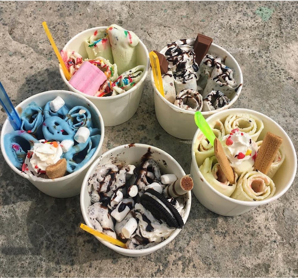 8 Best Places For Ice Creams In Gurugram