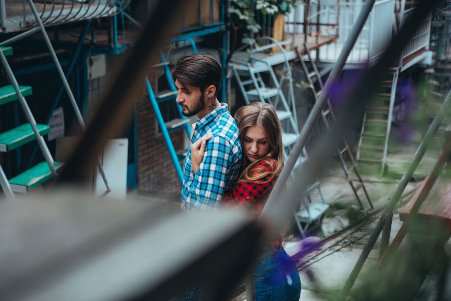 Wedding photographer Sasha Vanlov (byonelove). Photo of 12 December 2015