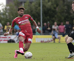 Ce joueur d'Ostende fête la victoire de son équipe en exhibant sa Ferrari