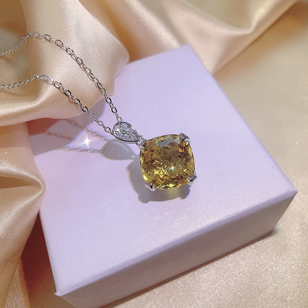 Title 6, Aquamarijn Topaas Hanger met Gele Diamant. Verf...