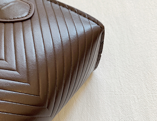 Title 3, New Trendy Textured Messenger One-shoulder Port...