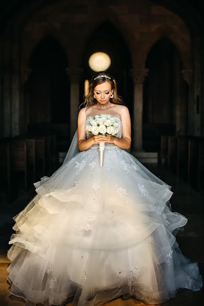 Fotógrafo de casamento Pintér Ádám (cincerfoto). Foto de 21 de setembro 2019