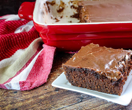 You'll be pleasantly surprised when you make this chocolate cake and notice how well the cola blends with the recipe. Check out how you can recreate it.