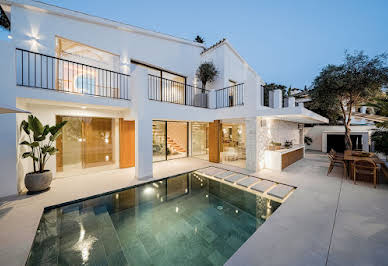 Property with pool 2