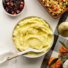 Classic Garlic Mashed Potatoes Recipe