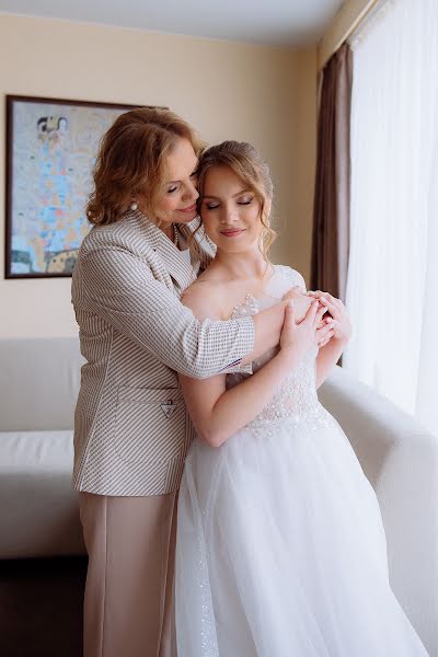 Wedding photographer Yuliya Savvateeva (savvateevajulia). Photo of 3 April