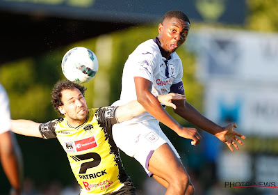 🎥 OFFICIEEL RSC Anderlecht vindt creatieve oplossing voor Marco Kana