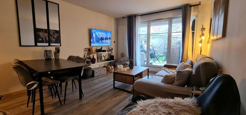 Vente appartement 2 pièces 41 m² à Combs-la-Ville (77380), 165 000 €