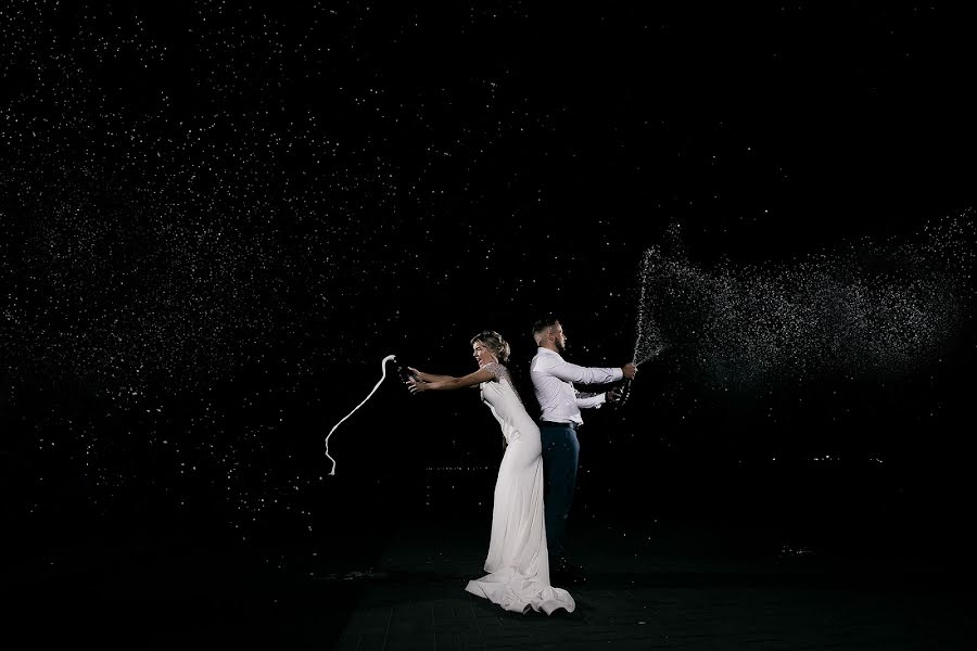 Fotógrafo de casamento Irina Makarova (shevchenko). Foto de 8 de outubro 2019