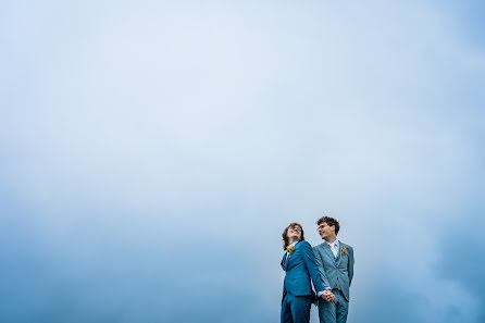 Wedding photographer Theo Manusaride (theomanusaride). Photo of 11 July 2023