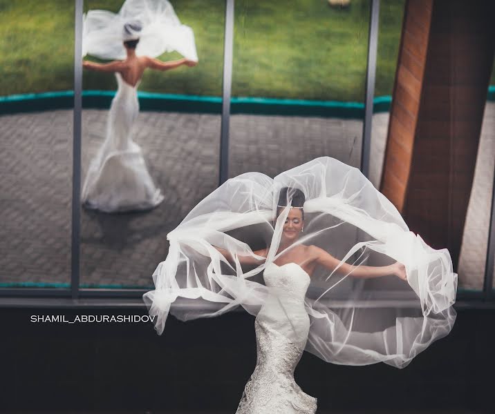 Fotógrafo de casamento Shamil Abdurashidov (shomaphoto). Foto de 9 de julho 2016