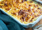 Cheesy Scalloped Potatoes With Fontina and Gruyere was pinched from <a href="http://www.thekitchensnob.com/cheesy-scalloped-potatoes/" target="_blank">www.thekitchensnob.com.</a>