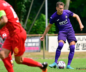 Anderlecht wint 2 keer van Nordsjaelland: Yari Verschaeren blinkt uit, Sebastiano Esposito toont zich