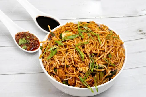 Chicken Green Chilli Special Noodles