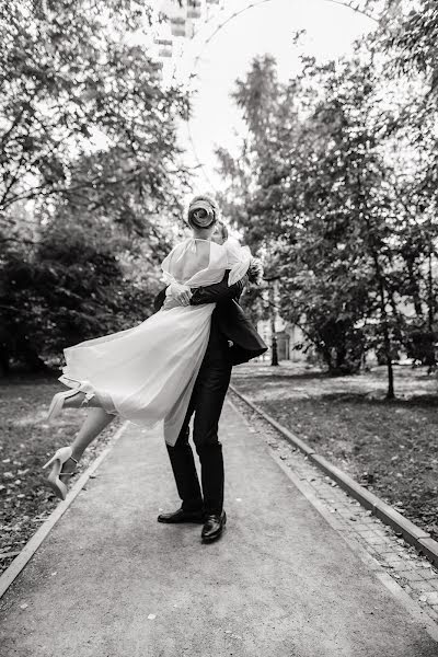 Wedding photographer Irina Lopatkina (irinaalexeevna). Photo of 17 April 2023