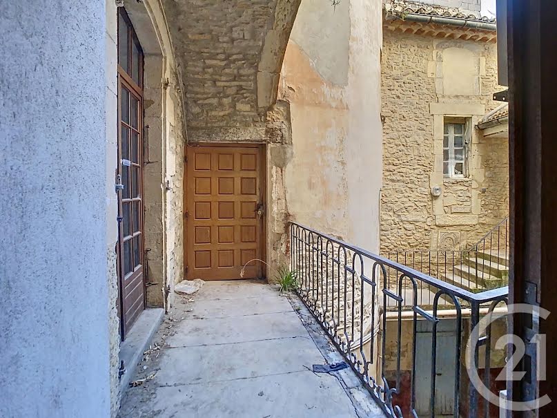 Vente appartement 3 pièces 87.2 m² à Bagnols-sur-ceze (30200), 69 000 €