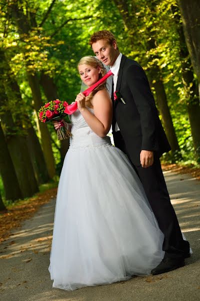 Fotógrafo de casamento Radek Havlíček (vividfoto). Foto de 15 de maio 2015