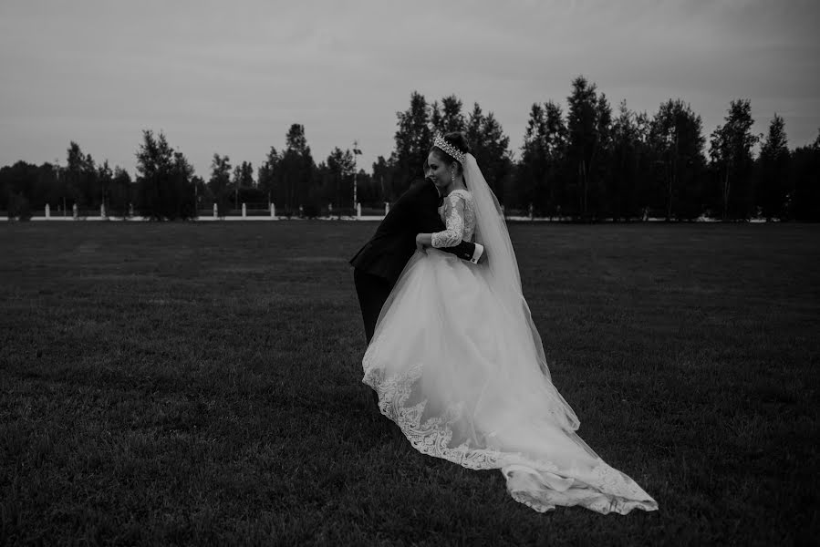 Fotografo di matrimoni Olga Kovalenko (olgakova). Foto del 23 ottobre 2019