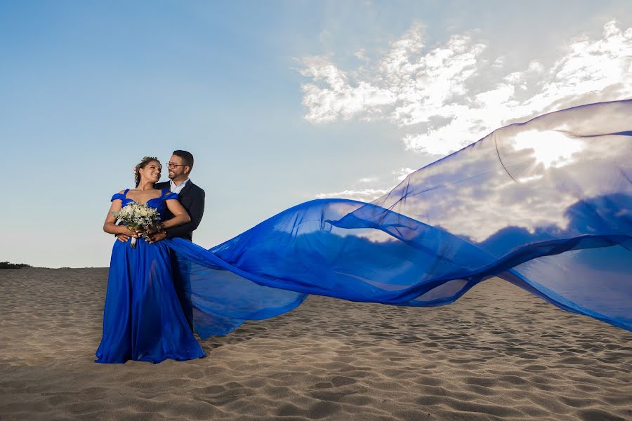 Fotografo di matrimoni Luiggi Diaz (luiggidiaz). Foto del 27 febbraio 2019