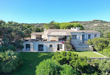 Seaside property with pool 4