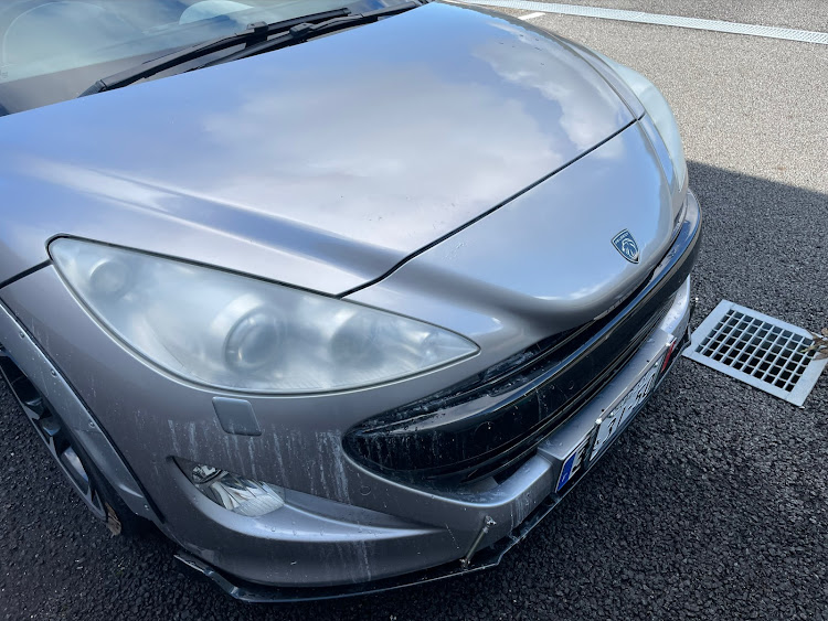 RCZのRCZ・宮崎・車速センサー交換・ヘッドライトクリア塗装・アイライン塗装に関するカスタム事例の投稿画像19枚目