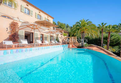 Seaside house with pool and terrace 3