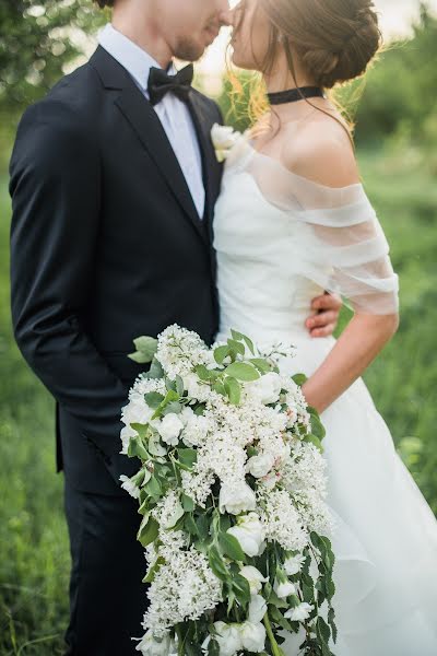 Wedding photographer Liya Shuvalova (liaidilia). Photo of 28 May 2018