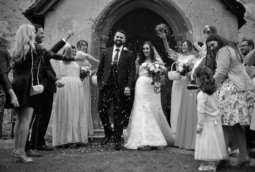 Wedding photographer Hannah Wyatt (hannahwyattwed). Photo of 11 May 2023