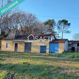 maison à Saint-Front-de-Pradoux (24)