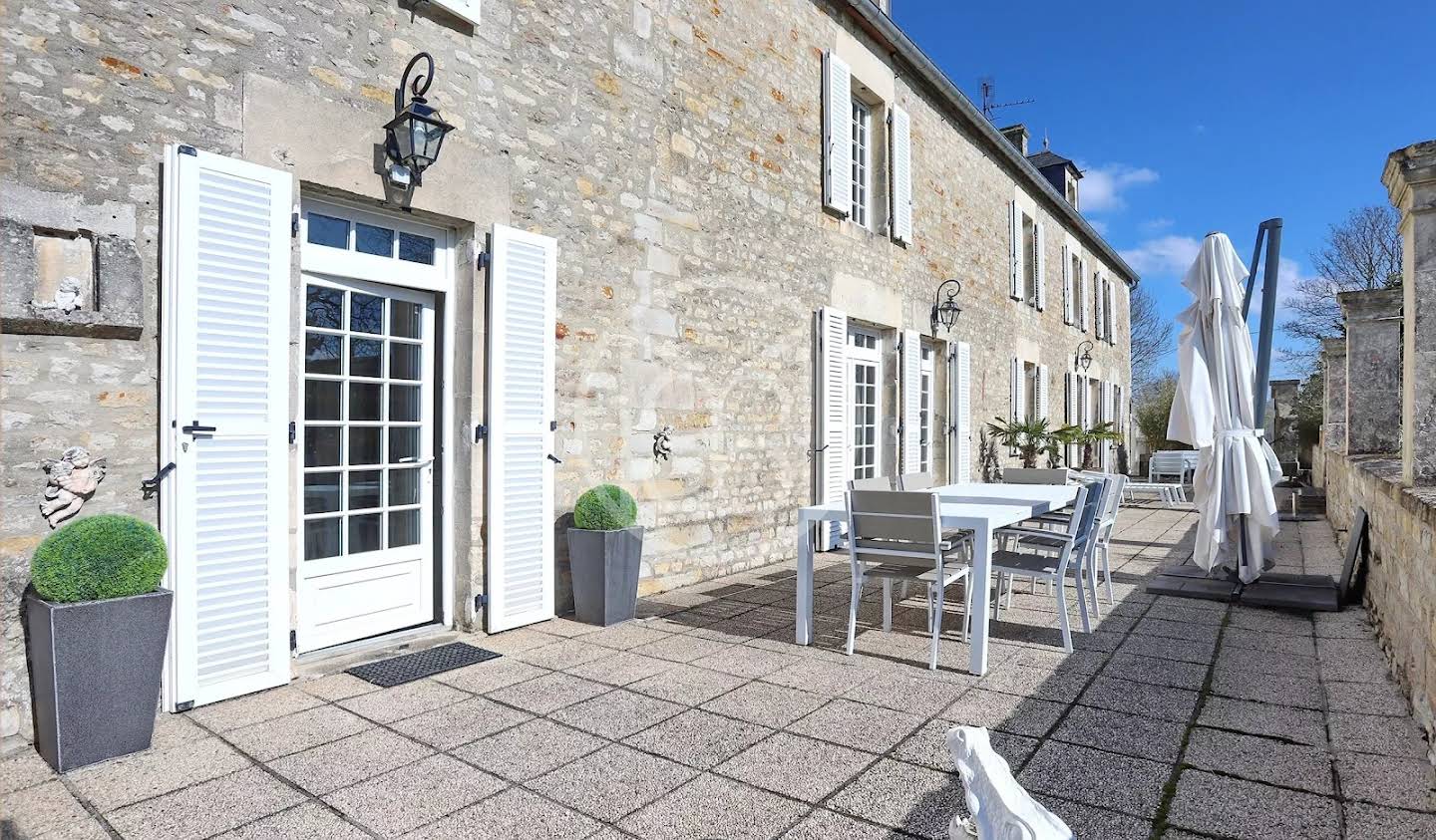 House with pool and garden Bayeux