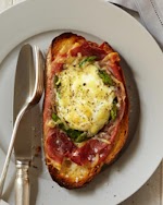 Baked Eggs with Spinach, Asparagus, and Prosciutto was pinched from <a href="http://www.foodandwine.com/recipes/baked-eggs-with-spinach-asparagus-and-prosciutto" target="_blank">www.foodandwine.com.</a>