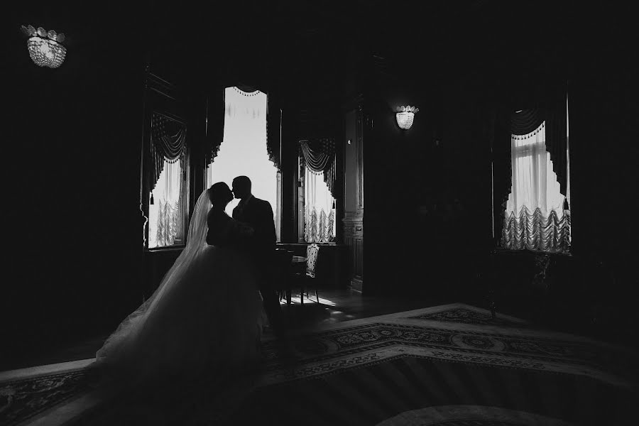 Fotógrafo de bodas Natali Surovceva (surovtseva). Foto del 5 de julio 2016