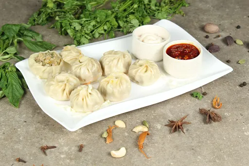 Punjabi Veg Momo [6 Pcs]