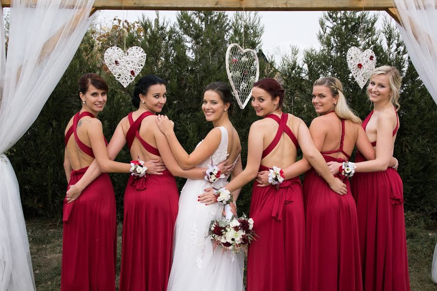 Fotógrafo de casamento Ivana Habrová (isphotography). Foto de 28 de março 2019