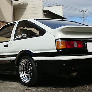 カローラレビン AE86