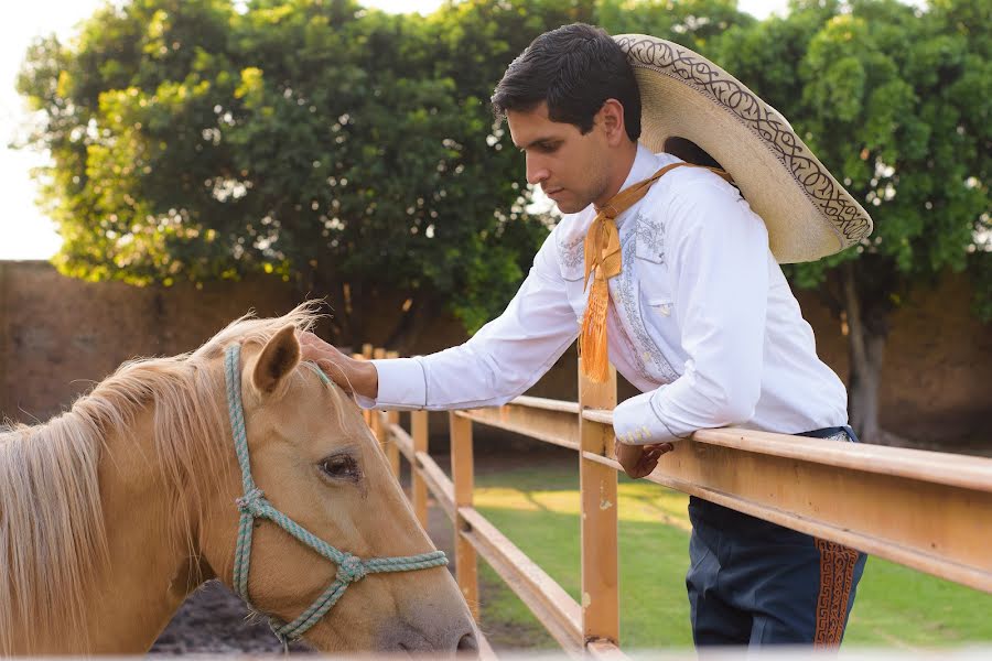 Fotógrafo de casamento Jafet Melchor (wuyfm8y). Foto de 30 de agosto 2021